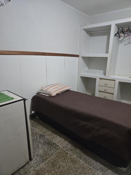 Imagem 1 da galeria do anúncio: quarto mobiliado