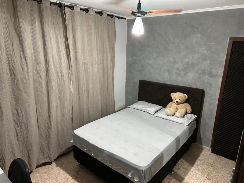 Imagem 1 da galeria do anúncio: Quarto mobiliado Vl. Mariana- perto do metrô St. Cruz