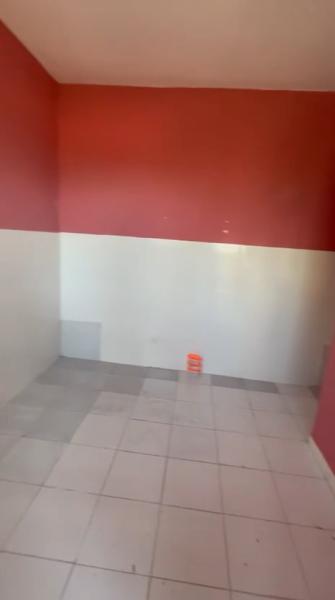 Imagem 5 da galeria do anúncio: Busco alugar o quarto dos fundos!