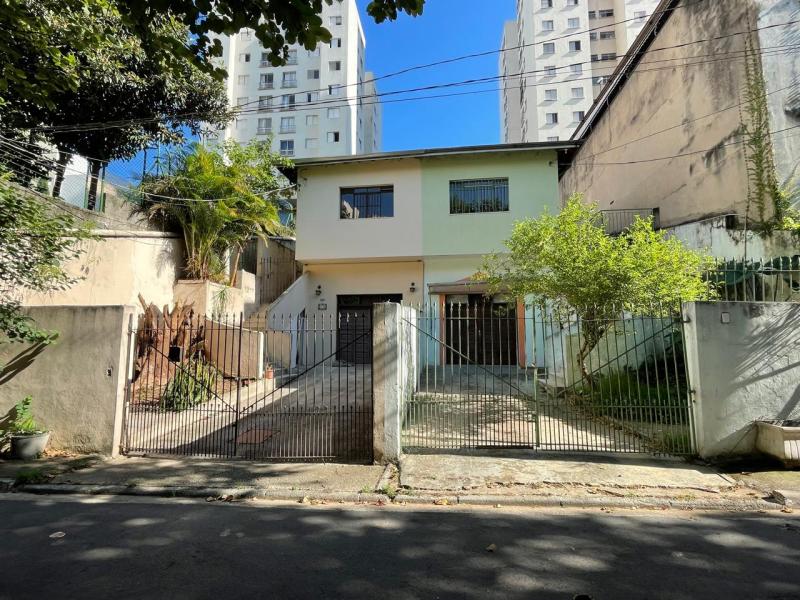 Imagem 1 da galeria do anúncio: Busco alugar o quarto dos fundos!