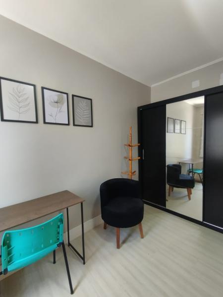 Imagem 1 da galeria do anúncio: Quarto mobiliado individual ao lado do Parcão