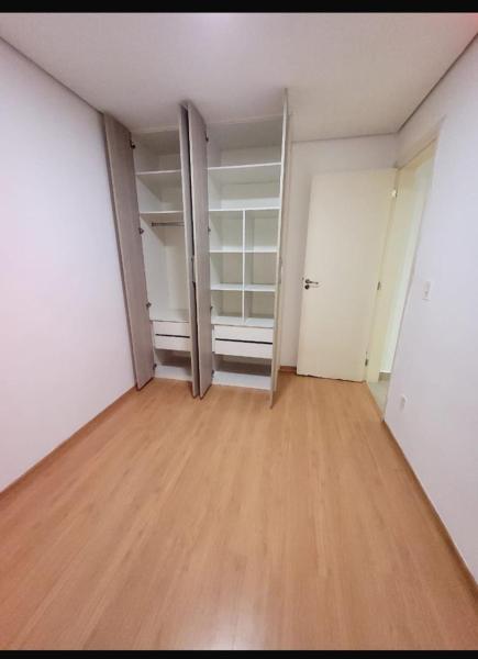 Imagem 1 da galeria do anúncio: QUARTO COMPARTILHADO