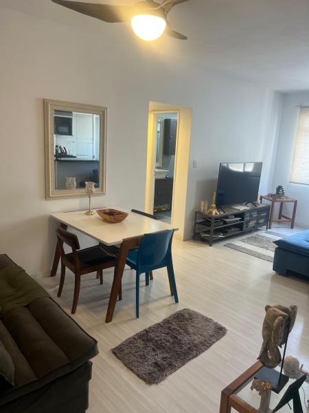 Imagem 15 da galeria do anúncio: R Oscar Freire / Metro - Quarto em lindo apartamento