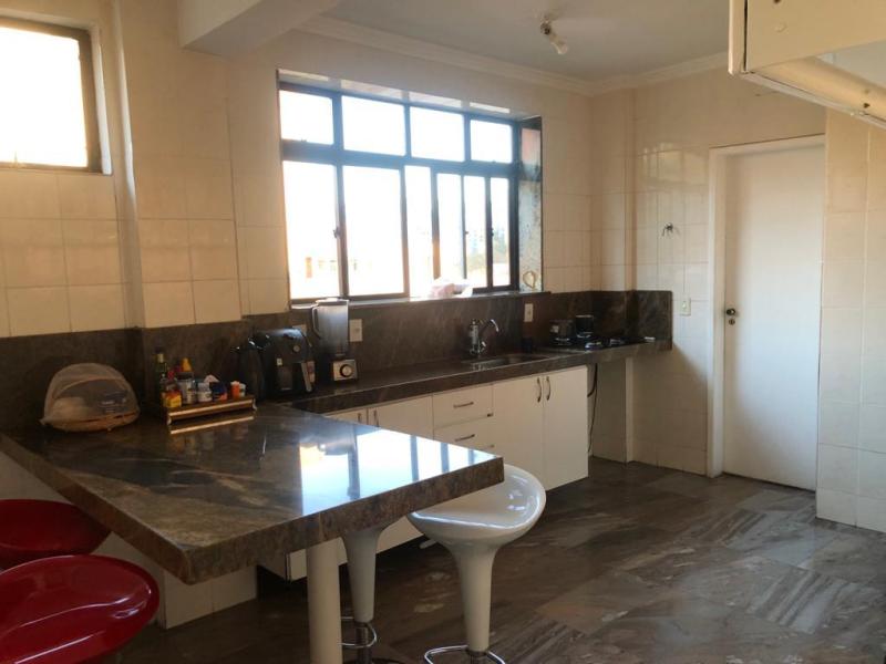 Imagem 2 da galeria do anúncio: ✨ ALUGO QUARTO NA COBERTURA – COMPLETA