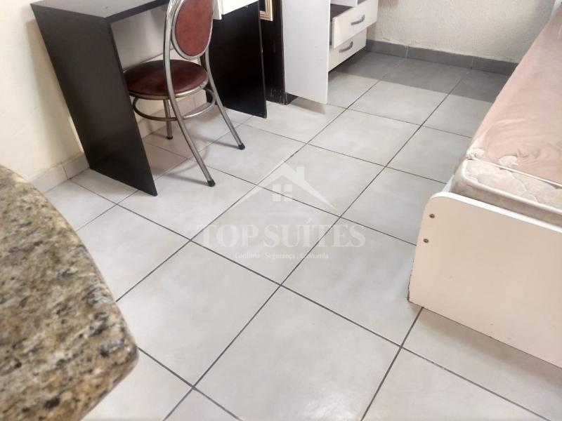 Imagem 6 da galeria do anúncio: ALCANTARA 12 - SUITE INDIVIDUAL MOBILIADA