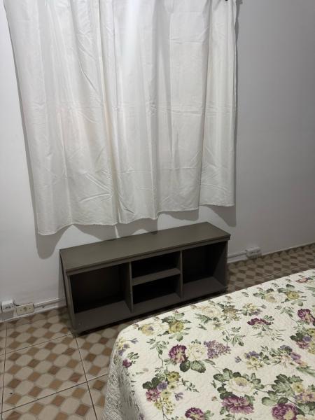 Imagem 4 da galeria do anúncio: Quarto individual mobiliado