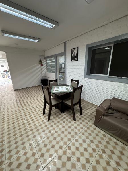 Imagem 12 da galeria do anúncio: Quarto individual mobiliado