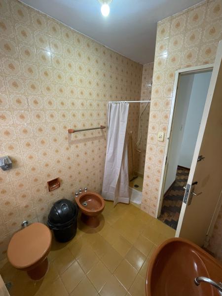 Imagem 11 da galeria do anúncio: Quarto completo em casa mobiliada em ótima localização