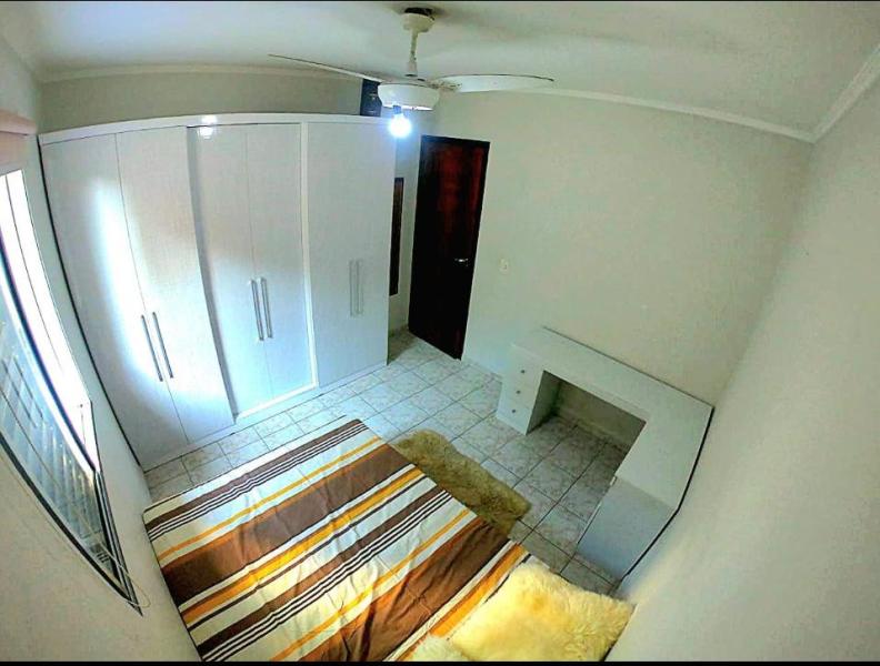 Imagem 3 da galeria do anúncio: Quarto grande Vila Mariana perto do metrô St Cruz