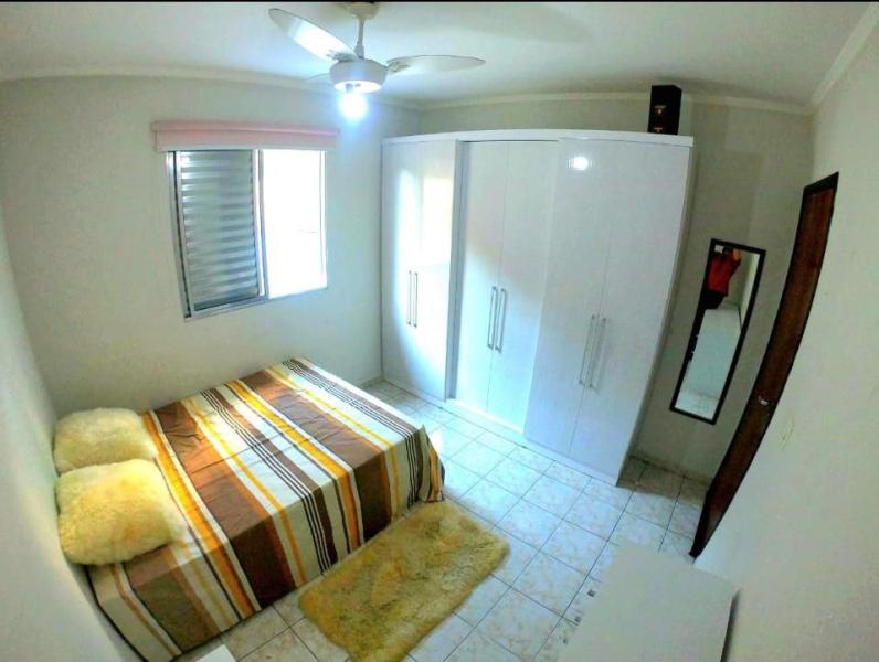 Imagem 1 da galeria do anúncio: Quarto grande Vila Mariana perto do metrô St Cruz