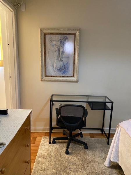 Imagem 1 da galeria do anúncio: Quarto para moças