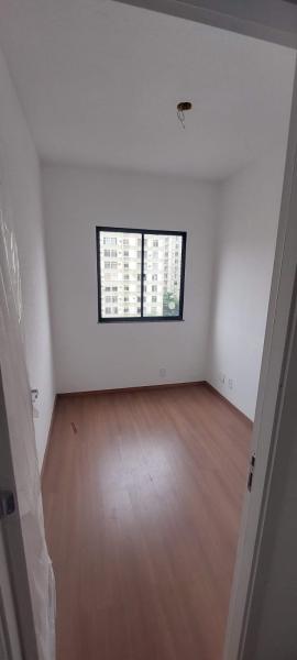 Imagem 1 da galeria do anúncio: Quarto sem mobília.