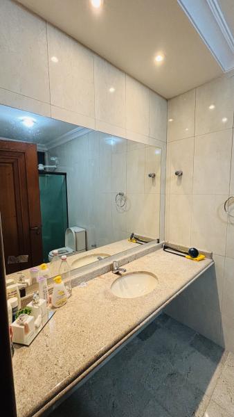 Imagem 4 da galeria do anúncio: QUARTO EM MARAVILHOSA CASA NO CONJ JD ITORORÓ