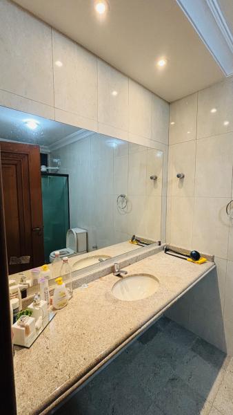 Imagem 3 da galeria do anúncio: QUARTO EM MARAVILHOSA CASA NO CONJ JD ITORORÓ