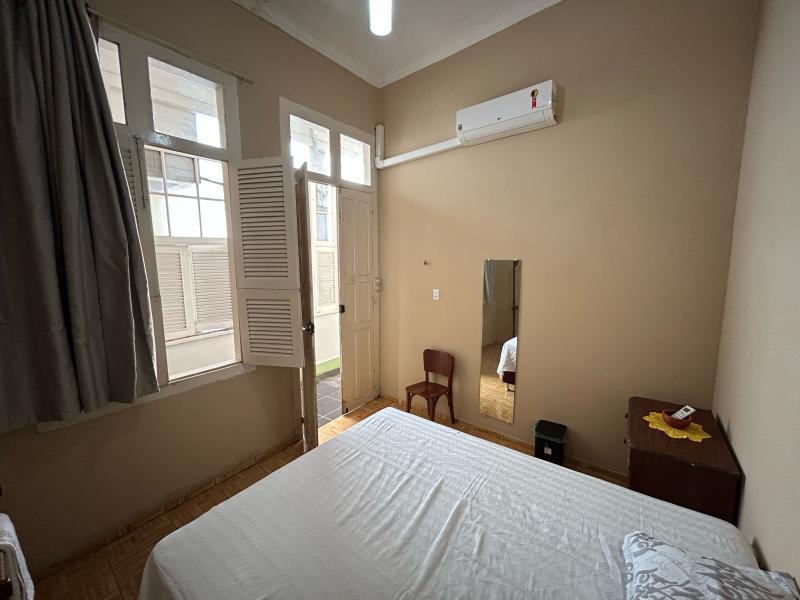 Imagem 3 da galeria do anúncio: Alugo quarto para temporada