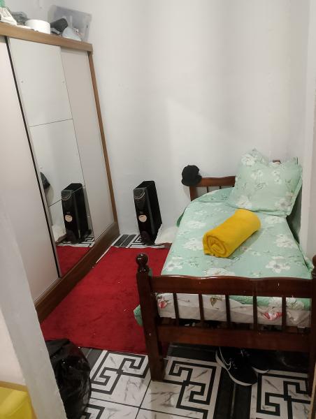 Imagem 2 da galeria do anúncio: procuro alguém honesto responsável dividir aluguel