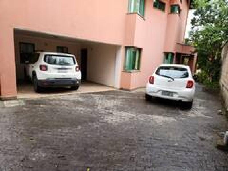 Imagem 11 da galeria do anúncio: Casa de Família Acadêmica – Tudo Incluso + Limpeza + Garagem