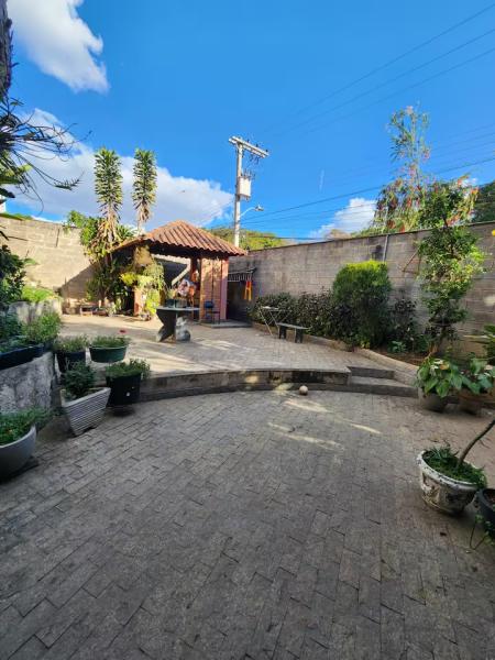 Imagem 10 da galeria do anúncio: Casa de Família Acadêmica – Tudo Incluso + Limpeza + Garagem