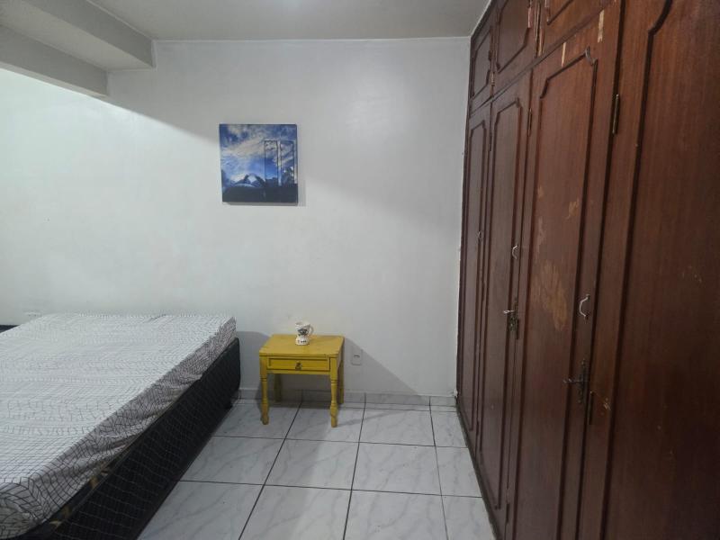 Imagem 2 da galeria do anúncio: Suíte mobiliada