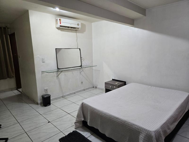 Imagem 3 da galeria do anúncio: Suíte mobiliada