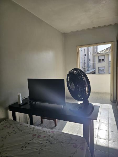 Imagem 1 da galeria do anúncio: Alugo Quarto Individual para homens solteiros no Boqueirão