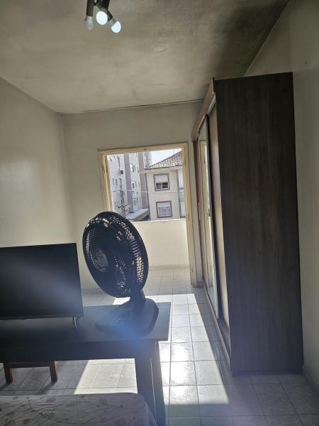 Imagem 2 da galeria do anúncio: Alugo Quarto Individual para homens solteiros no Boqueirão