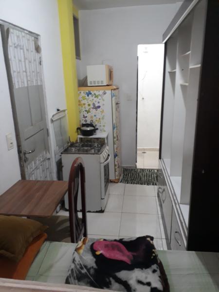 Imagem 4 da galeria do anúncio: Mulher Kitnet Individual Metrô Pça da Árvore