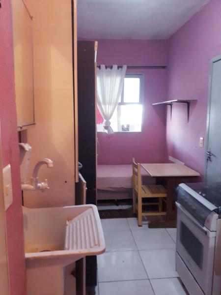 Imagem 1 da galeria do anúncio: Mulher Kitnet Individual Metrô Pça da Árvore