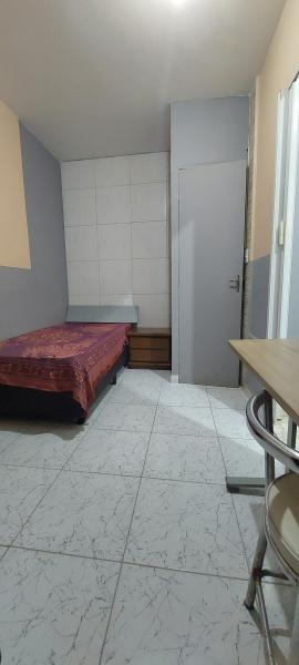 Imagem 1 da galeria do anúncio: Quarto c/ banheiro privativo, mobiliado- metrô Santo Amaro