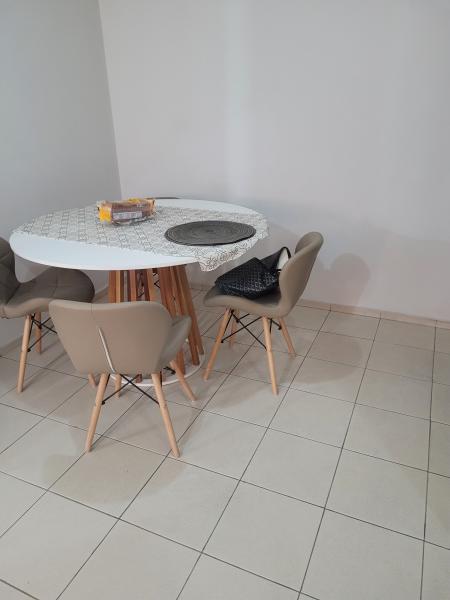 Imagem 1 da galeria do anúncio: alugo apto