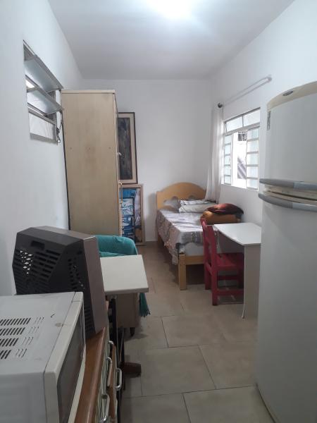 Imagem 2 da galeria do anúncio: Mulher sua kitnet Individual Mobiliada  Metrô Pça da Árvore