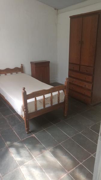 Imagem 1 da galeria do anúncio: Quarto/ Kitnet para rapaz estudante PUC