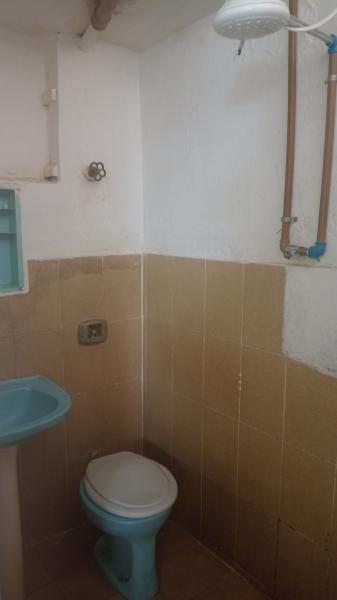 Imagem 6 da galeria do anúncio: Quarto/ Kitnet para rapaz estudante PUC
