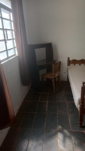 Imagem 10 da galeria do anúncio: Quarto/ Kitnet para rapaz estudante PUC