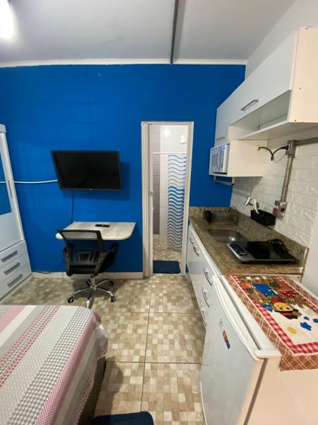 Imagem 4 da galeria do anúncio: kit-net de Casal mobiliado à 700 metros da estação saúde.