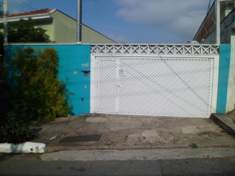 Imagem 6 da galeria do anúncio: kit-net de Casal mobiliado à 700 metros da estação saúde.