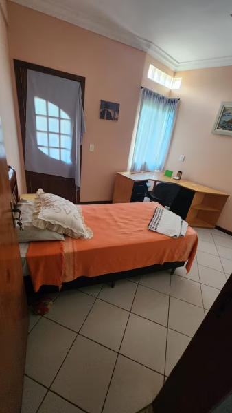 Imagem 4 da galeria do anúncio: Quarto em Casa Familiar/Silenciosa, próx. UFMG e Av. Fleming