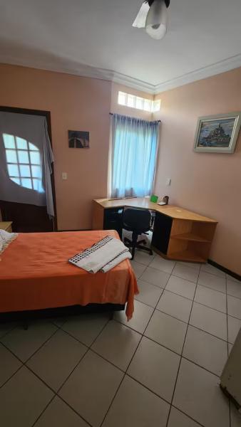 Imagem 5 da galeria do anúncio: Quarto em Casa Familiar/Silenciosa, próx. UFMG e Av. Fleming