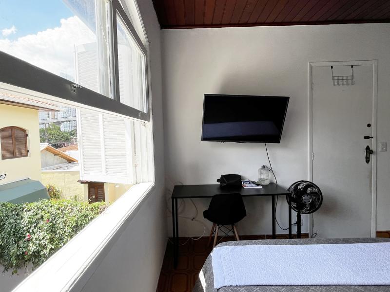 Imagem 2 da galeria do anúncio: [CAMPO BELO] Edícula completa e com entrada Independente