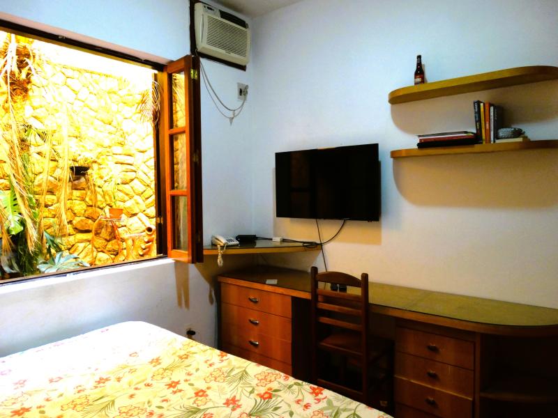 Imagem 3 da galeria do anúncio: SEGURANÇA E PRIVACIDADE AO LADO DO METRÔ BOTAFOGO!