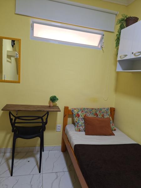 Imagem 3 da galeria do anúncio: LINDO QUARTO DUPLO COMPARTILHADO - MASCULINO EM SANTOS