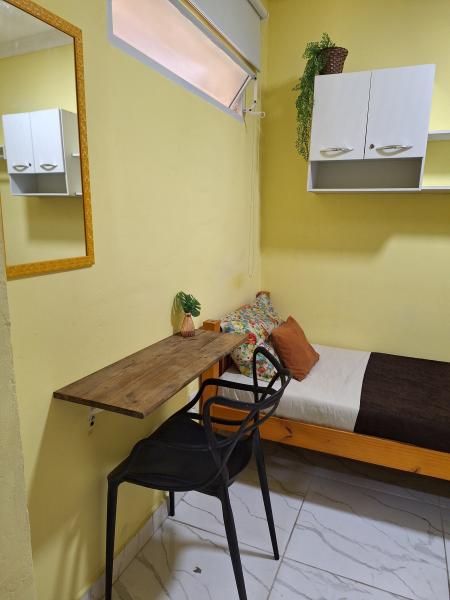 Imagem 1 da galeria do anúncio: LINDO QUARTO DUPLO COMPARTILHADO - MASCULINO EM SANTOS