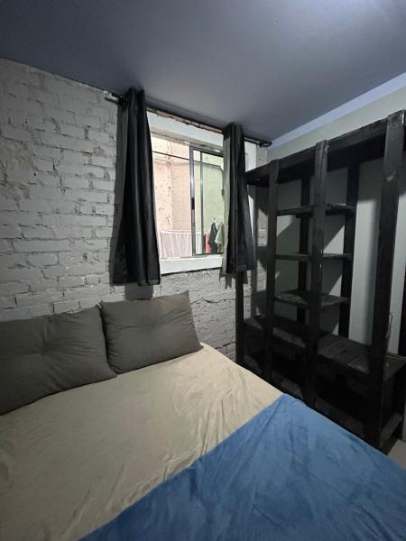 Imagem 5 da galeria do anúncio: Quarto mobiliado,com todas contas inclusas,Centro de PoA Q56