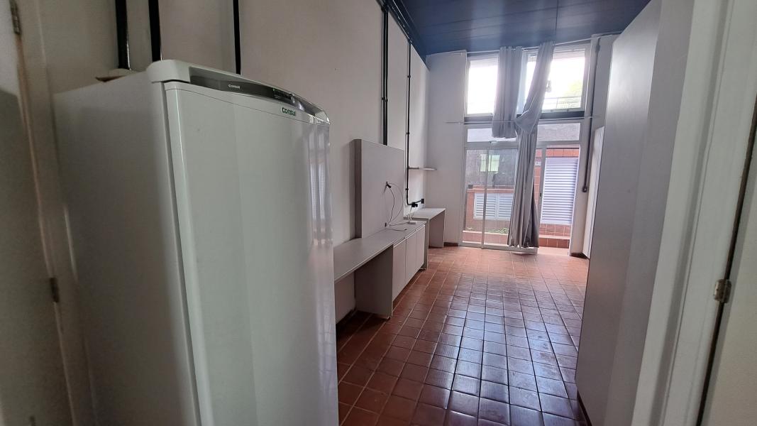 Imagem 3 da galeria do anúncio: Studio Espaçoso - Metrô Largo 13