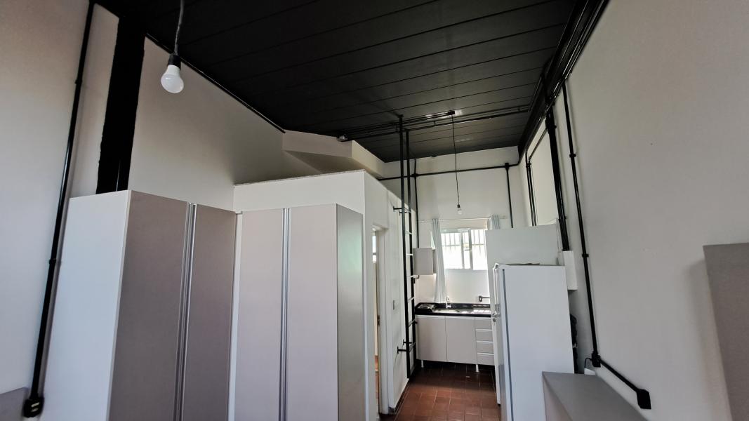 Imagem 5 da galeria do anúncio: Studio Espaçoso - Metrô Largo 13