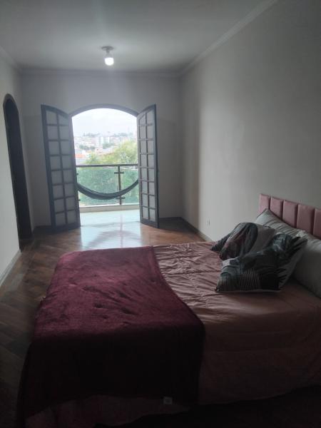 Imagem 5 da galeria do anúncio: Suíte ampla com varanda