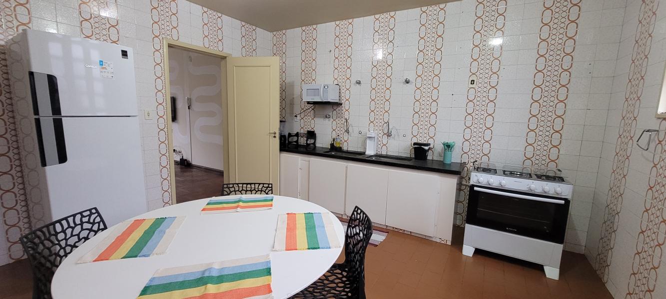 Imagem 4 da galeria do anúncio: Suíte Individual com Closet Lourdes