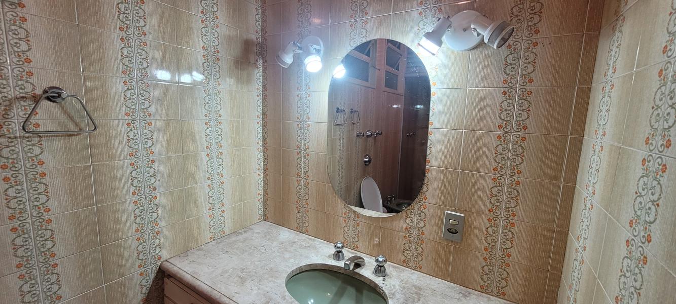 Imagem 8 da galeria do anúncio: Suíte Individual com Closet Lourdes