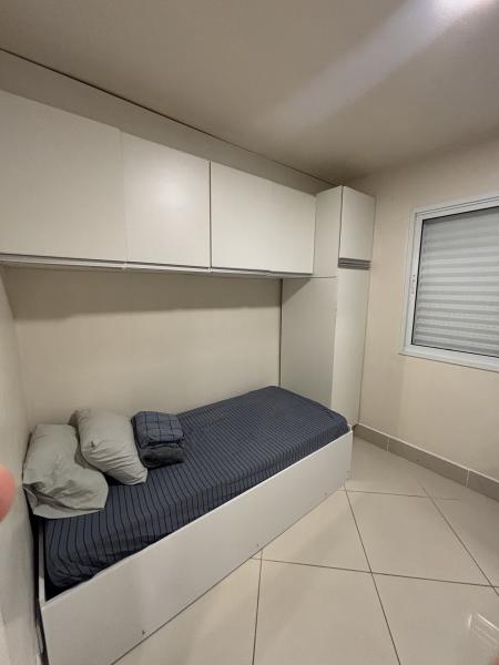 Imagem 4 da galeria do anúncio: Quarto mobiliado para  jovens senhoritas :)