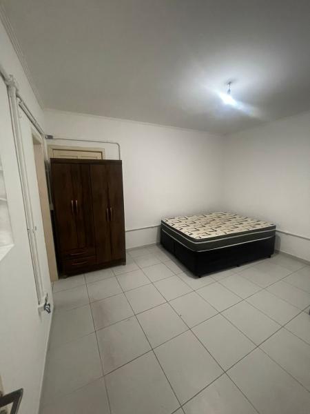 Imagem 10 da galeria do anúncio: CONDE 03 - SUITE INDIVDUAL MOBILIADA